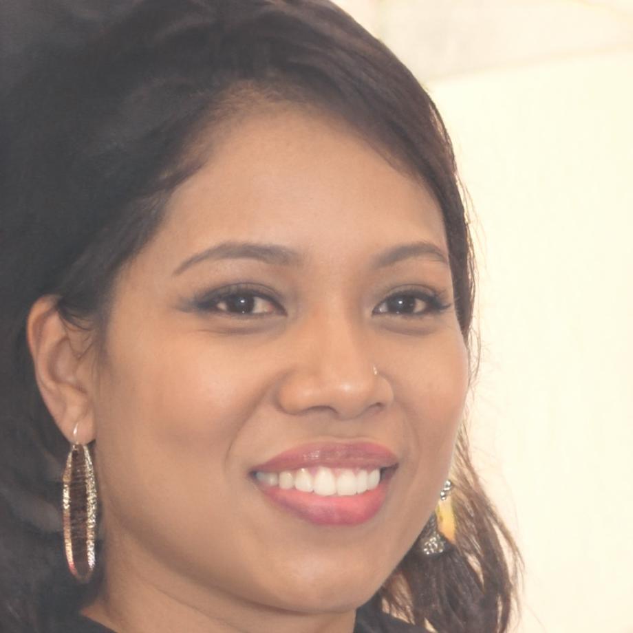 Rima Dietrich, Expertin für digitale Verwaltungsprozesse